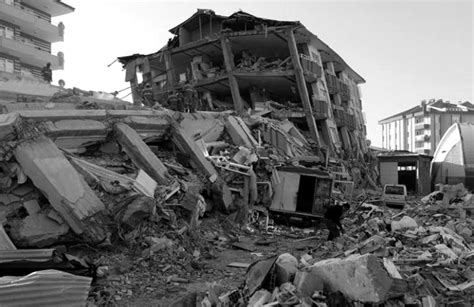 erzincan depremi kaç yılında olmuştur